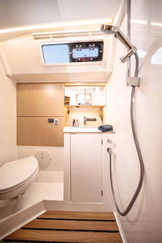 Sailing yacht Bavaria C46 Garbí 