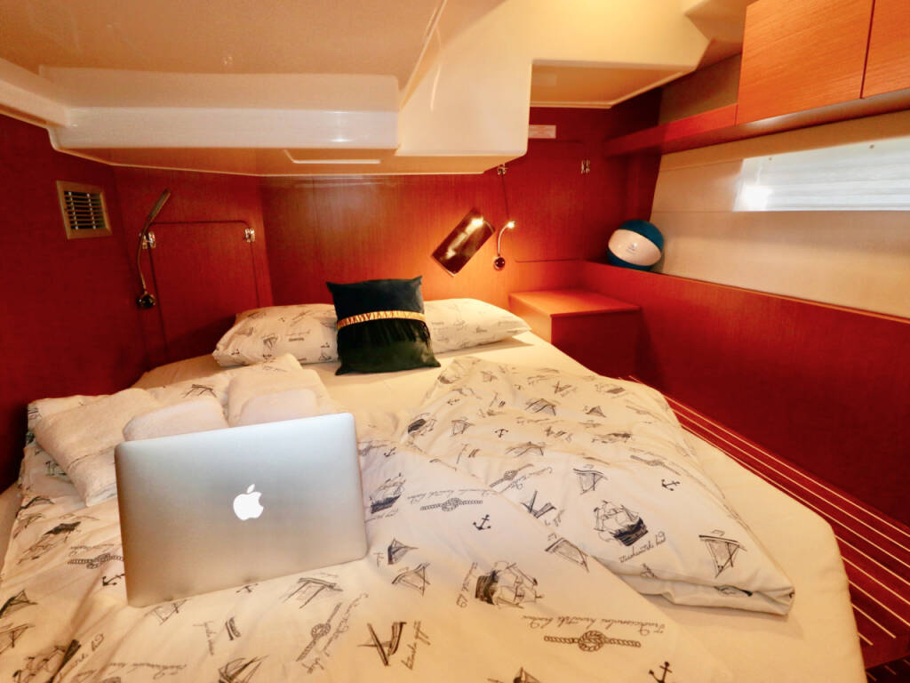 Sailing yacht Bavaria C50 Holiday Size Matters