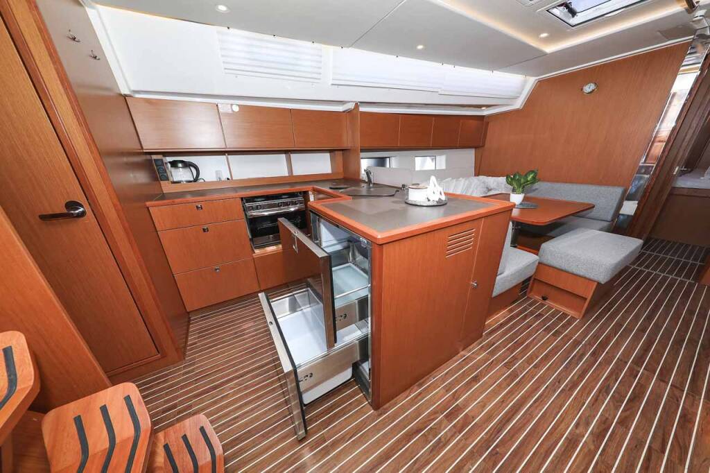 Sailing yacht Bavaria C50 Holiday Gogi-II