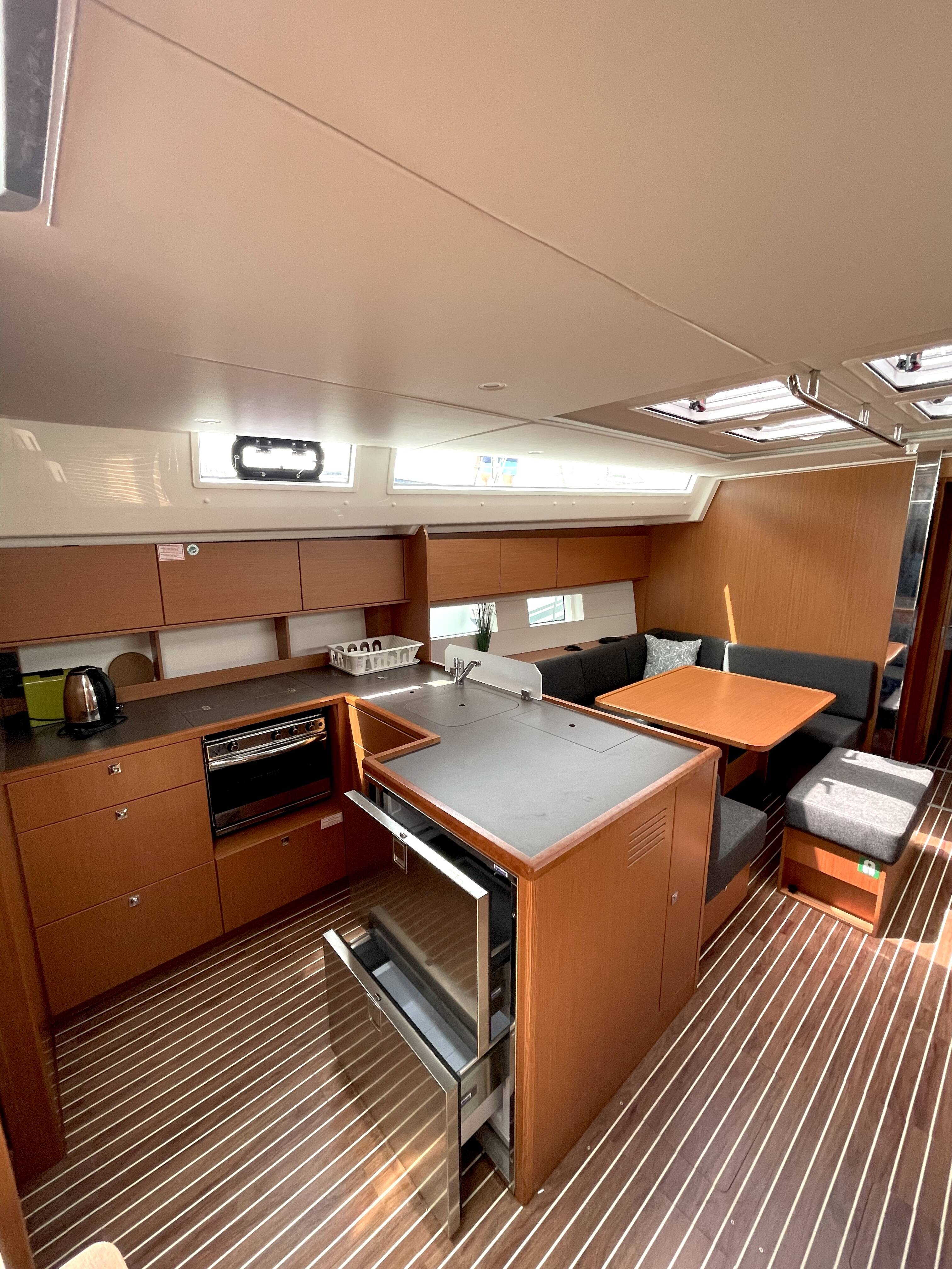 Sailing yacht Bavaria C50 Holiday Hangover