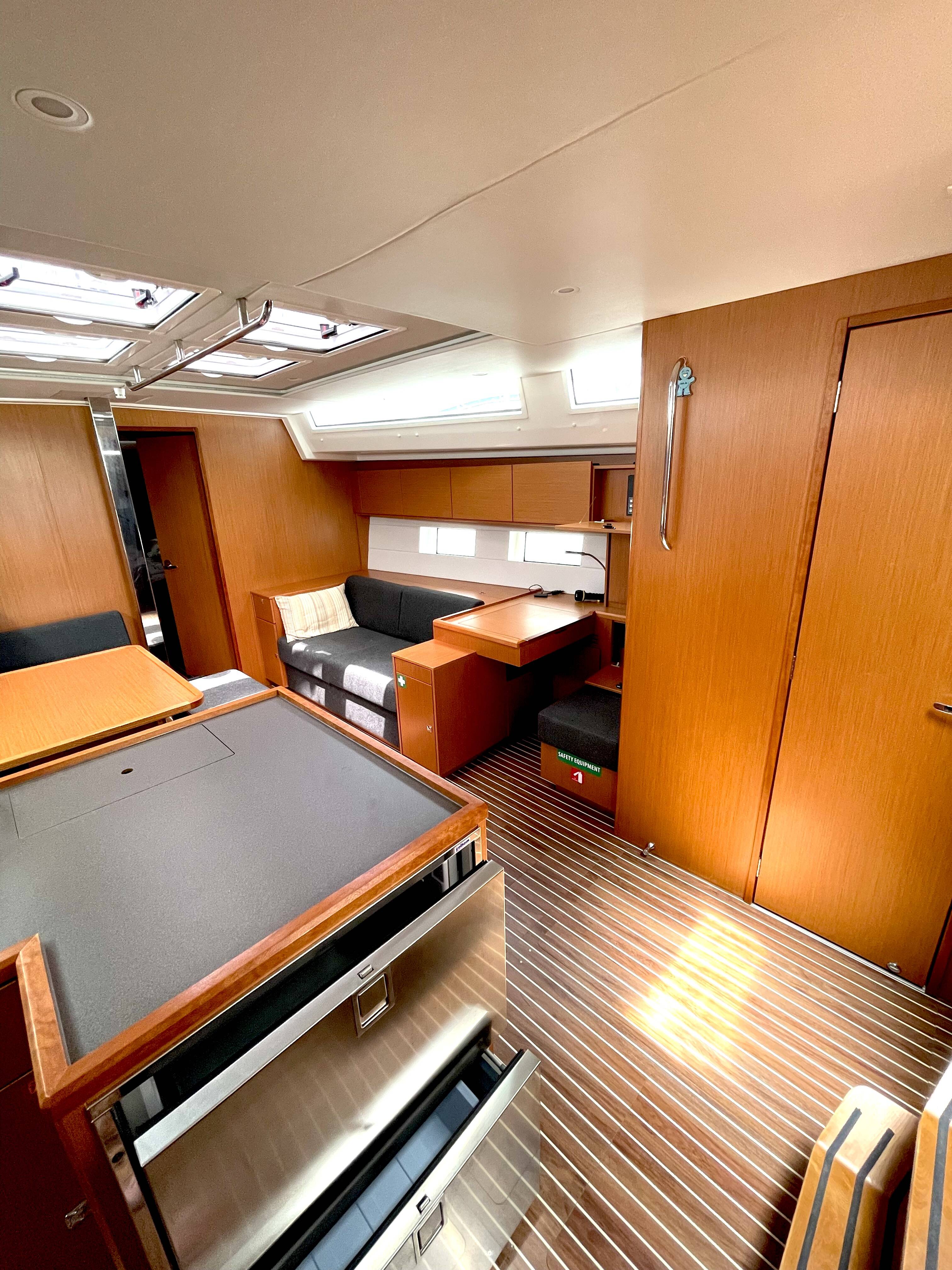 Sailing yacht Bavaria C50 Holiday Hangover