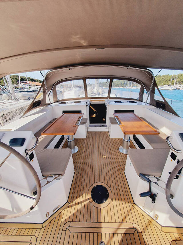 Sailing yacht Bavaria C50 Style Novara