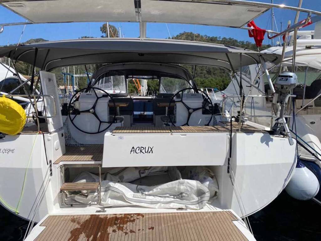Sailing yacht Bavaria C50 Style Acrux