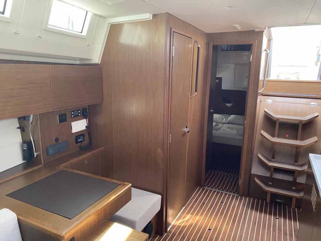 Sailing yacht Bavaria C50 Style Acrux