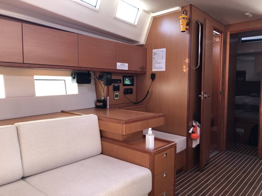 Sailing yacht Bavaria C50 Elli