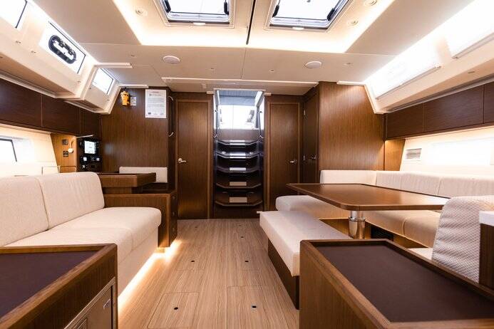 Sailing yacht Bavaria C57 Elli