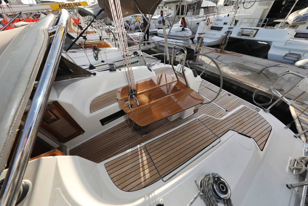 Sailing yacht Bavaria Cruiser 33 Dolce Vita
