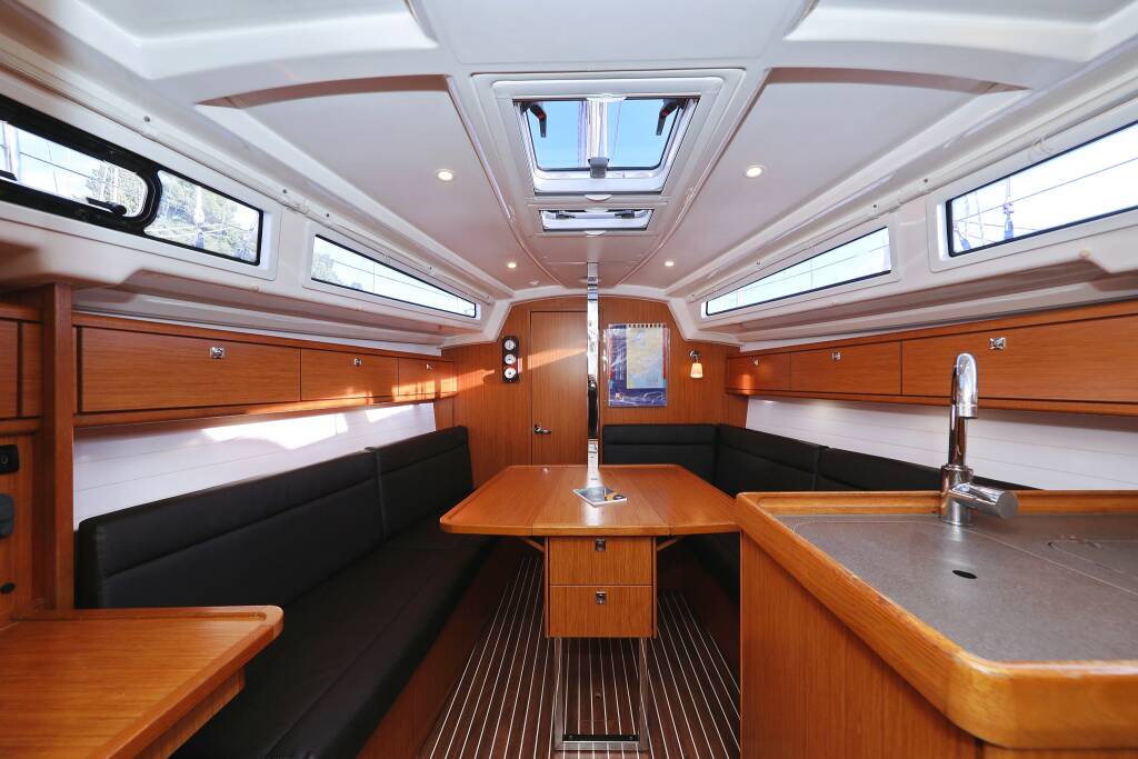 Sailing yacht Bavaria Cruiser 33 Dolce Vita