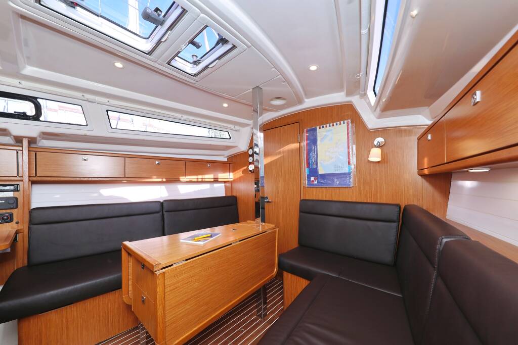 Sailing yacht Bavaria Cruiser 33 Dolce Vita