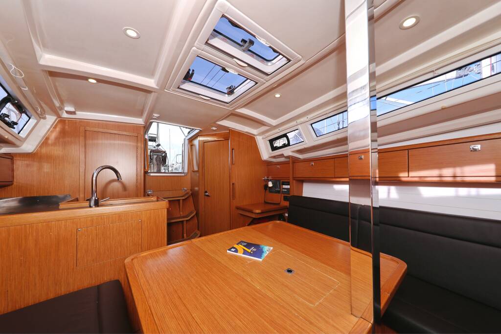 Sailing yacht Bavaria Cruiser 33 Dolce Vita