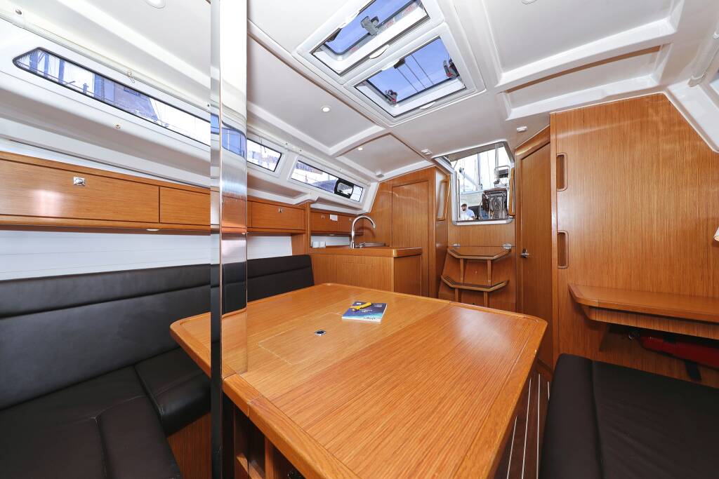 Sailing yacht Bavaria Cruiser 33 Dolce Vita