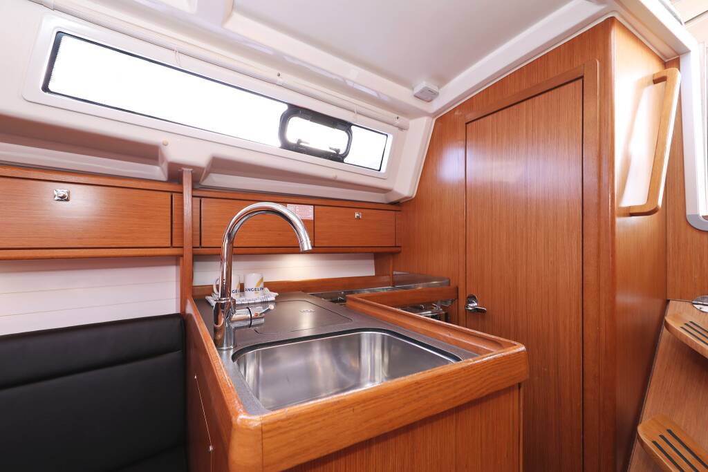 Sailing yacht Bavaria Cruiser 33 Dolce Vita