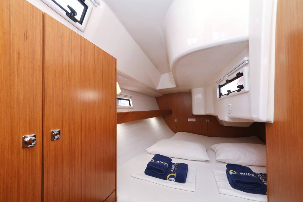 Sailing yacht Bavaria Cruiser 33 Dolce Vita