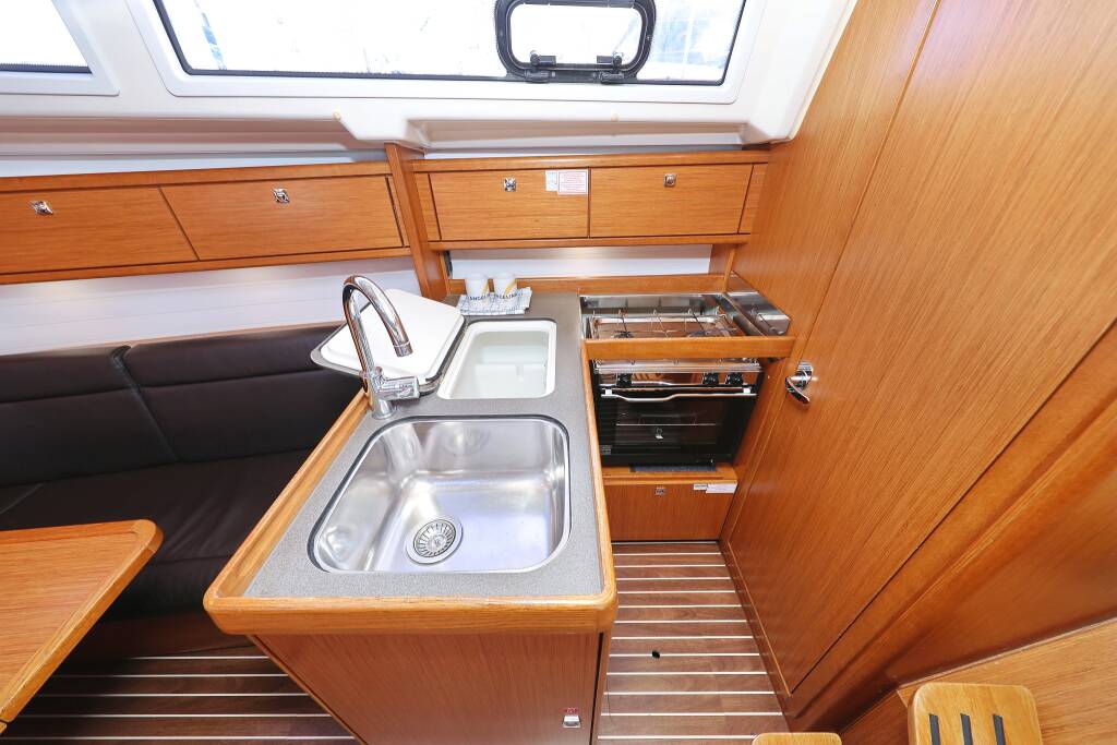 Sailing yacht Bavaria Cruiser 33 Dolce Vita
