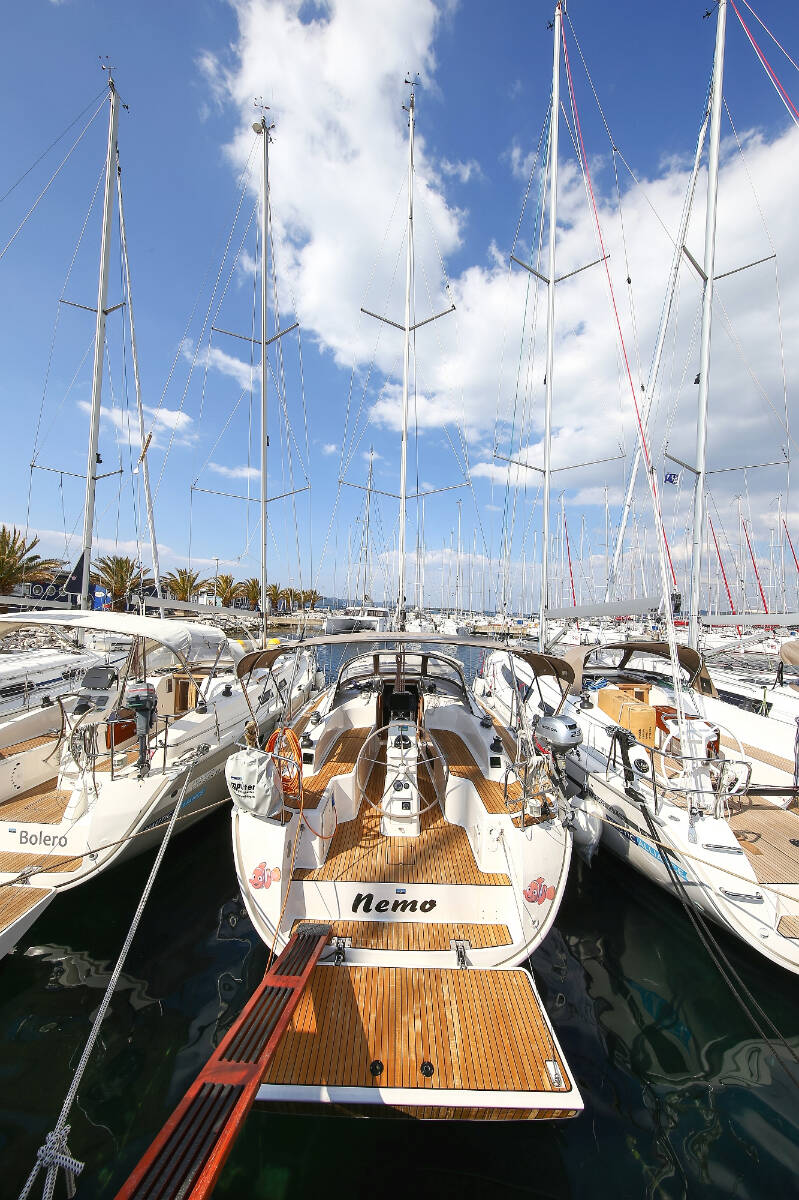 Sailing yacht Bavaria Cruiser 33 Nemo