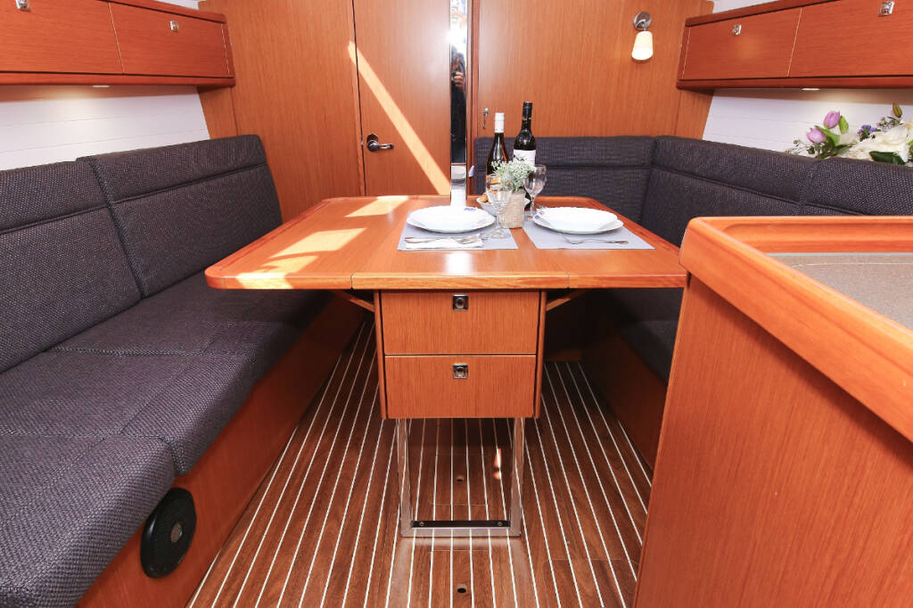 Sailing yacht Bavaria Cruiser 33 Nemo