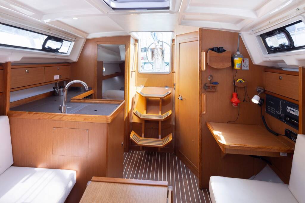 Segelyachten Bavaria Cruiser 33 Maistros