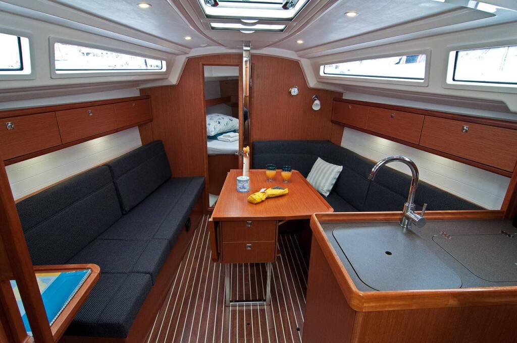 Segelyachten Bavaria Cruiser 33 Adria Breeze