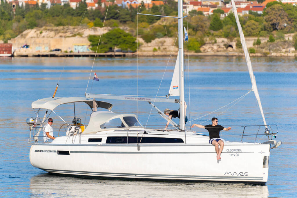 Sailing yacht Bavaria Cruiser 33 Cleopatra