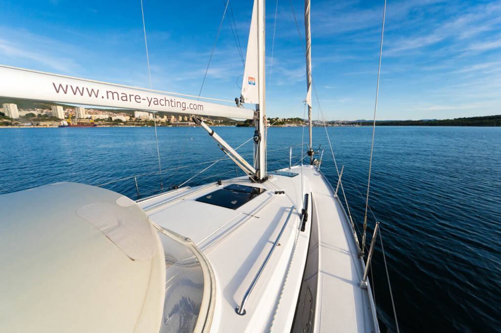 Sailing yacht Bavaria Cruiser 33 Cleopatra