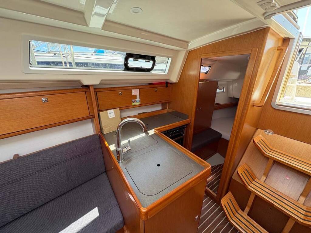 Sailing yacht Bavaria Cruiser 34 Fünfland