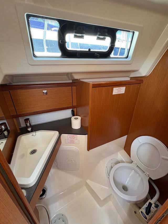 Sailing yacht Bavaria Cruiser 34 Fünfland