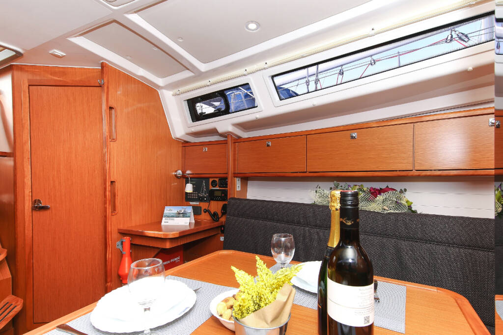 Segelyachten Bavaria Cruiser 34 Spirit of Freedom