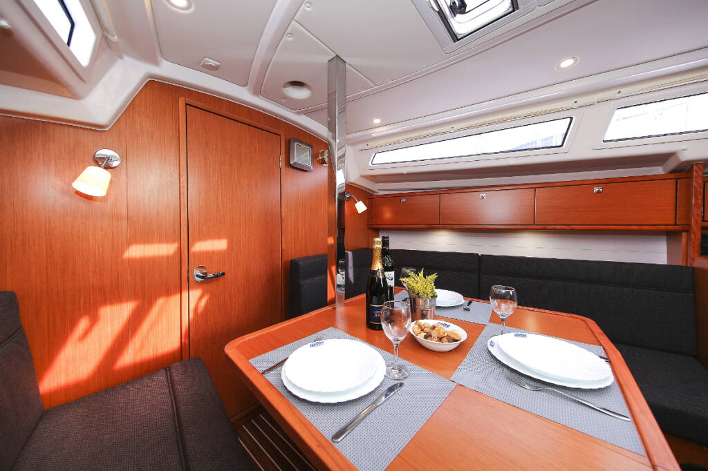 Segelyachten Bavaria Cruiser 34 Spirit of Freedom