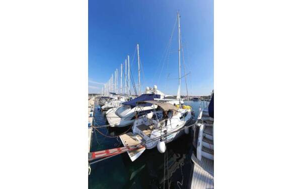 Bavaria Cruiser 34 Lara Marina Zadar (ex. Tankerkomerc)