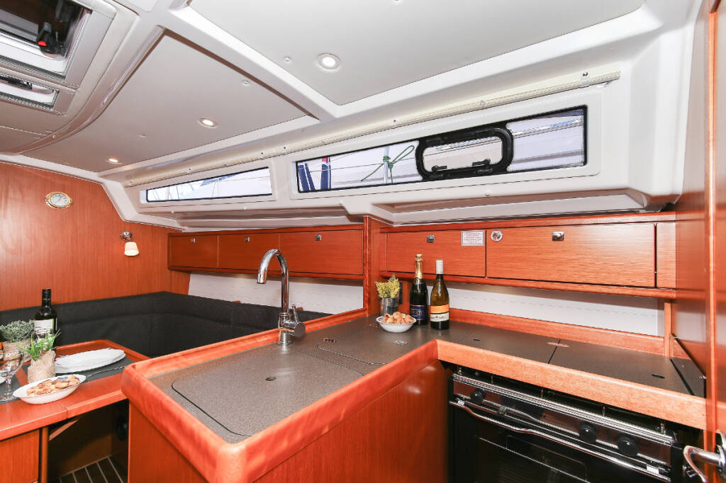 Segelyachten Bavaria Cruiser 34 Lara