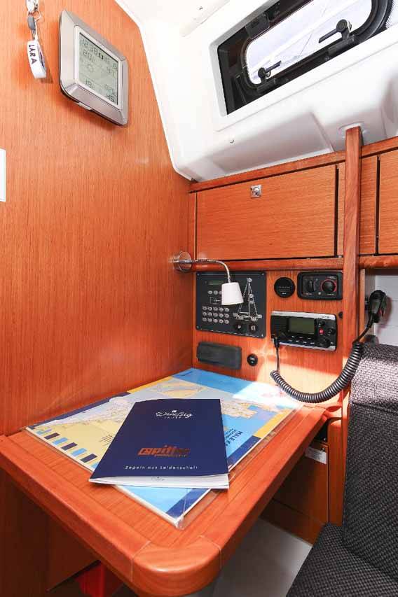 Sailing yacht Bavaria Cruiser 34 Lara