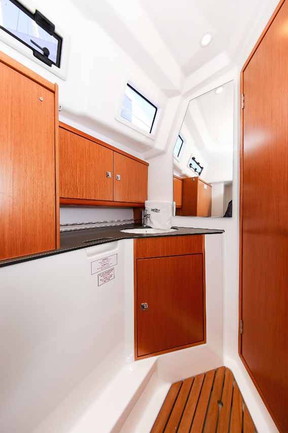 Sailing yacht Bavaria Cruiser 34 Lara