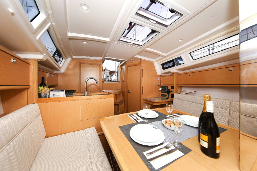 Segelyachten Bavaria Cruiser 34 Chiara