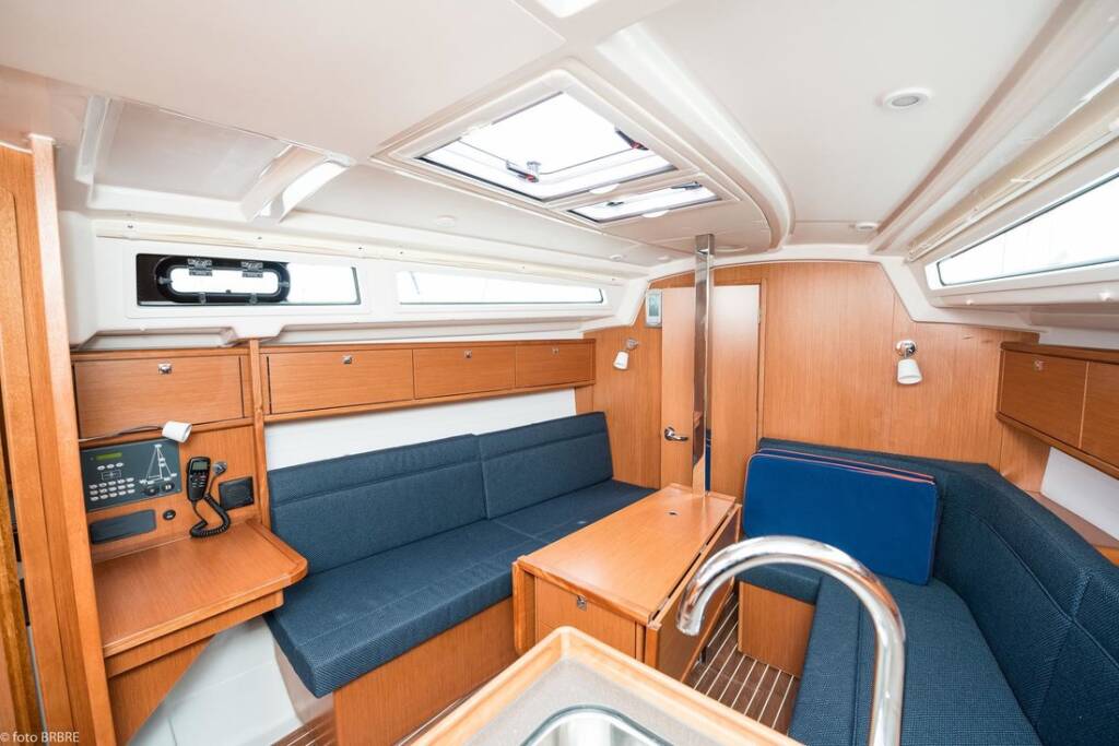Sailing yacht Bavaria Cruiser 34 Lia