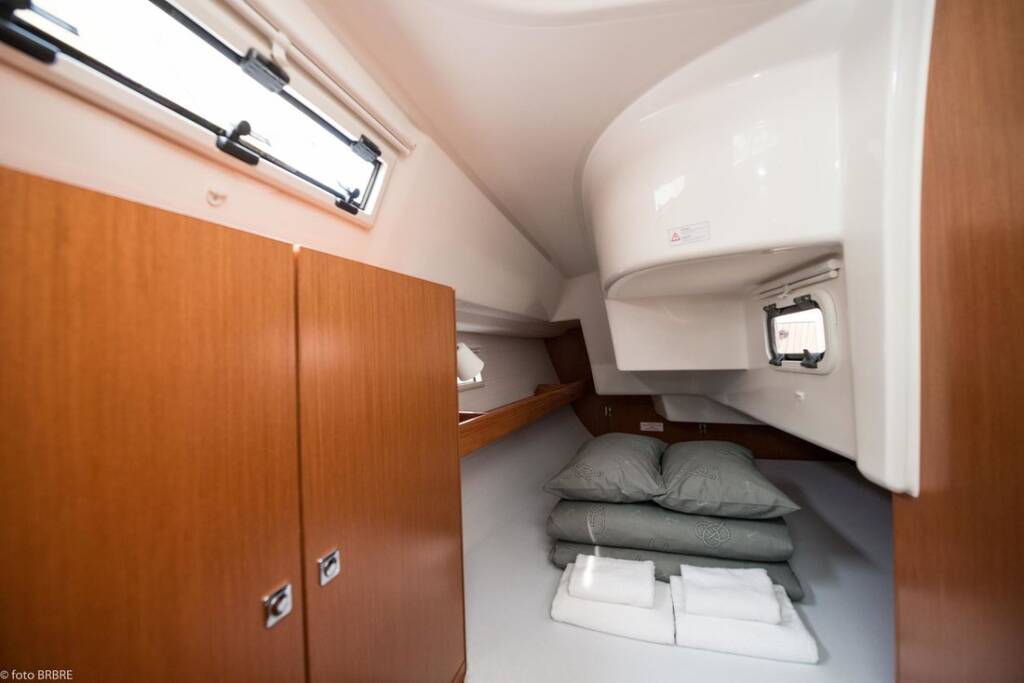 Sailing yacht Bavaria Cruiser 34 Lia