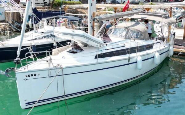 Bavaria Cruiser 34 Luna 2 Fethiye, Marina Imbat