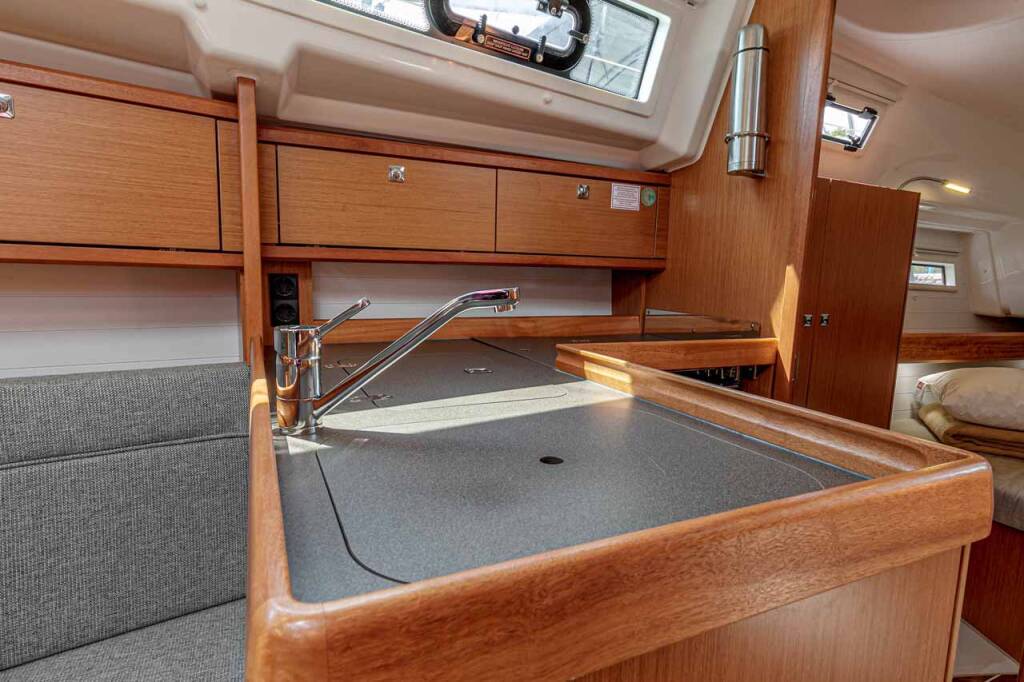 Sailing yacht Bavaria Cruiser 34 Galway Girl
