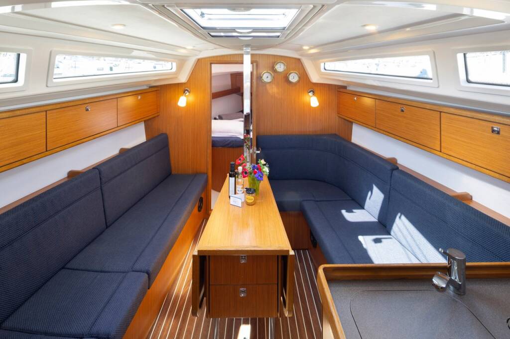 Sailing yacht Bavaria Cruiser 34 Nikitas