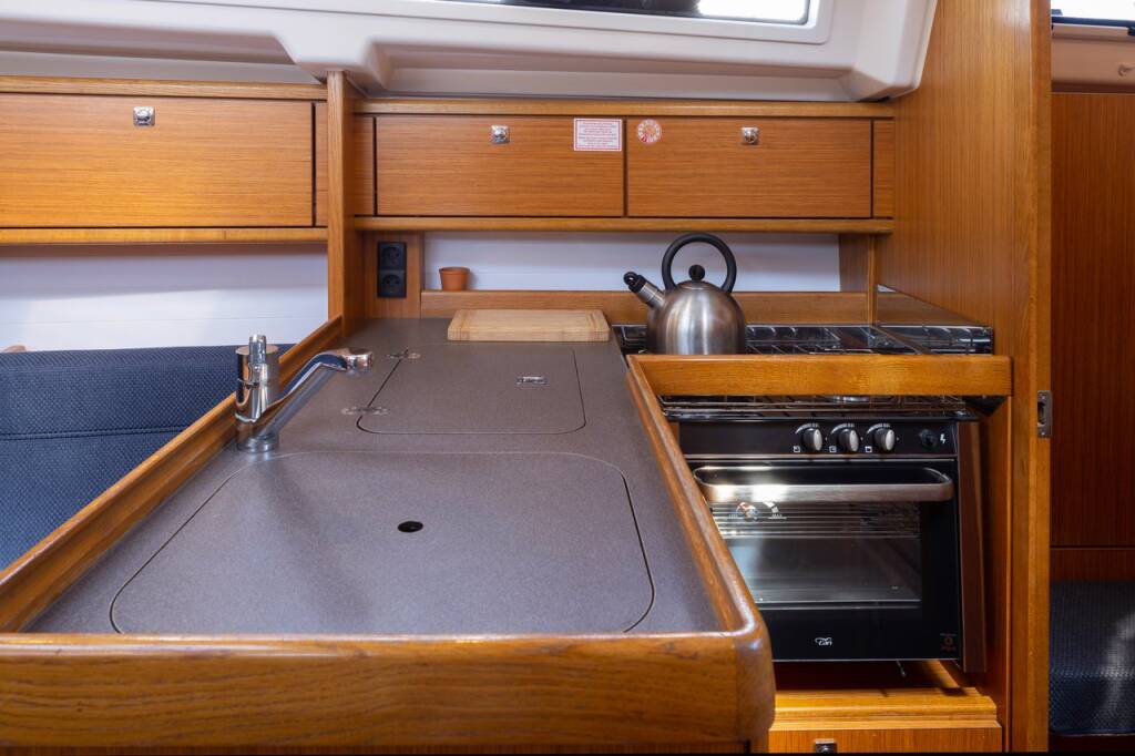 Sailing yacht Bavaria Cruiser 34 Nikitas