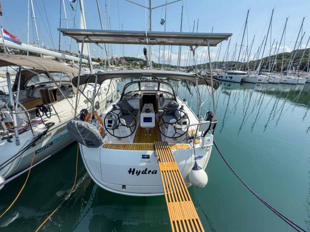 Sailing yacht Bavaria Cruiser 34 Hydra