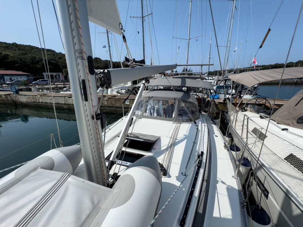 Sailing yacht Bavaria Cruiser 34 Hydra
