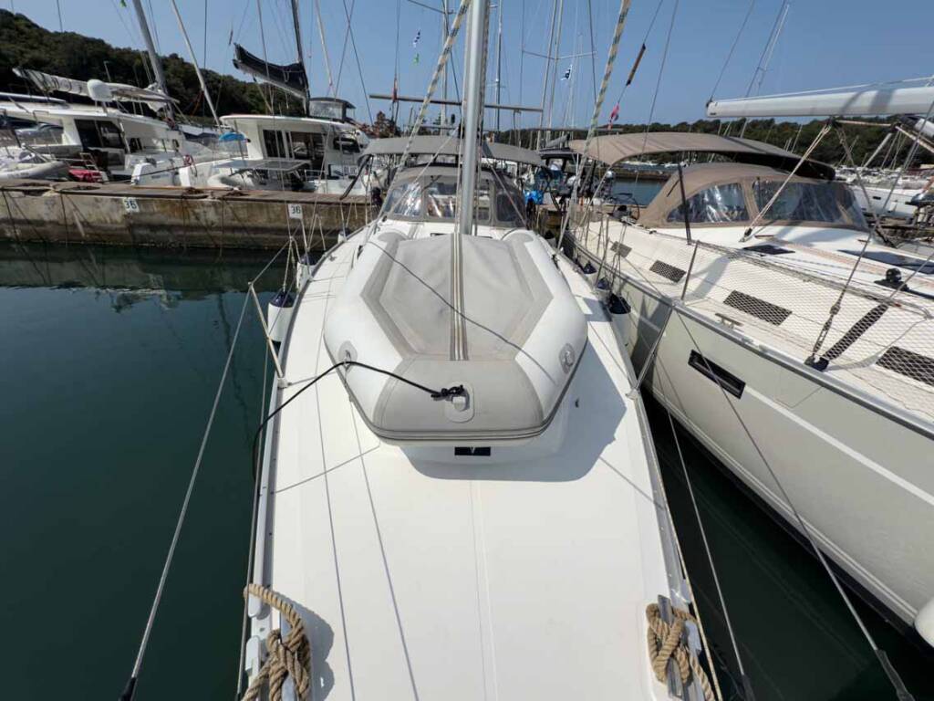 Sailing yacht Bavaria Cruiser 34 Hydra