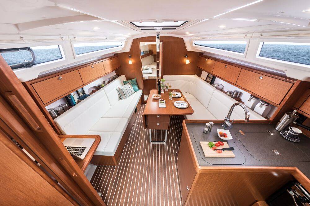 Segelyachten Bavaria Cruiser 34 Hydra