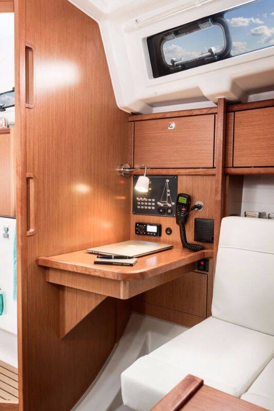 Segelyachten Bavaria Cruiser 34 Hydra
