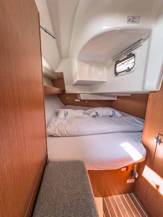 Sailing yacht Bavaria Cruiser 34 Hydra
