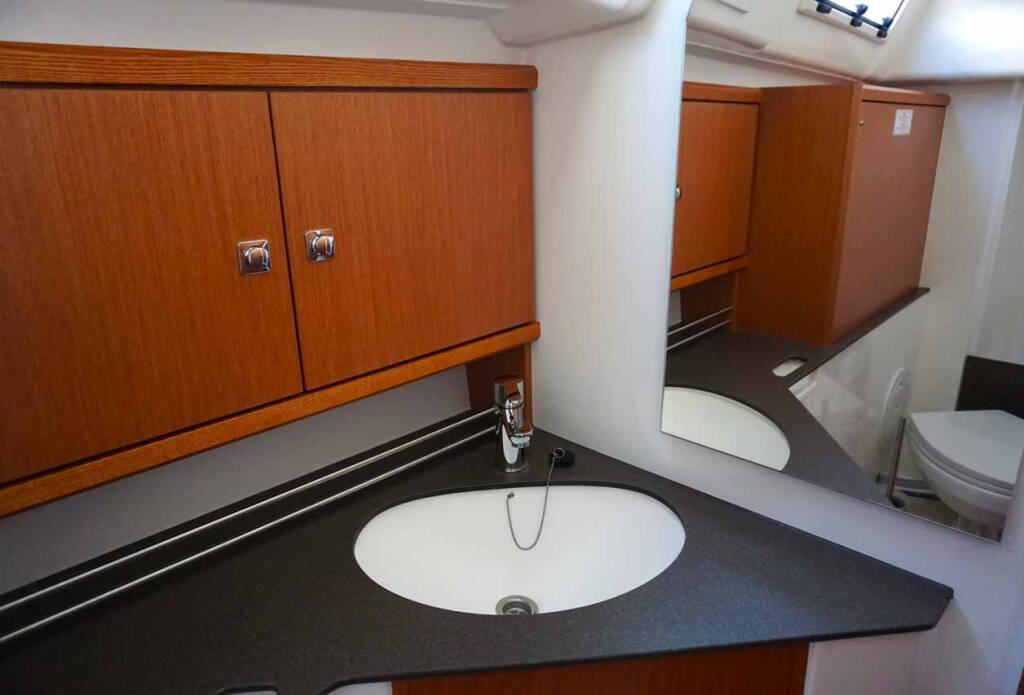 Sailing yacht Bavaria Cruiser 34 