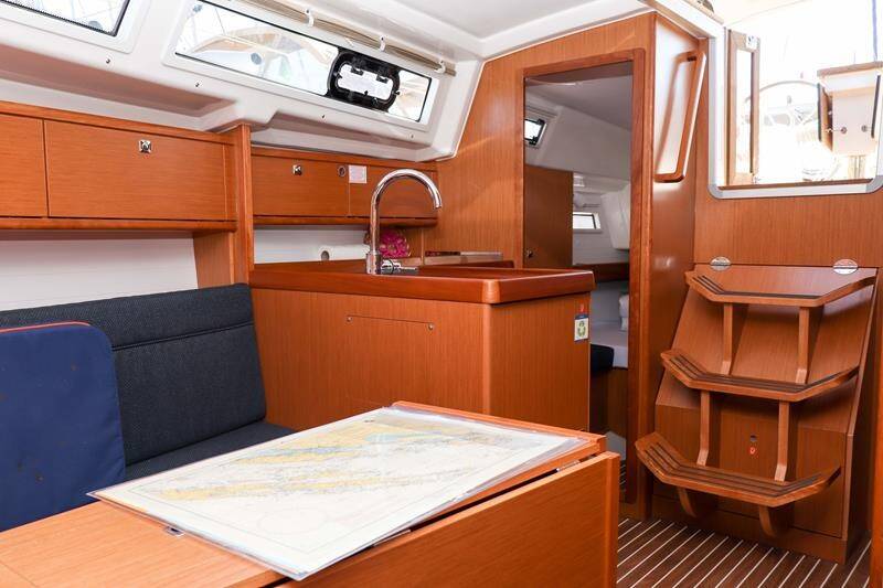 Segelyachten Bavaria Cruiser 34 Aria