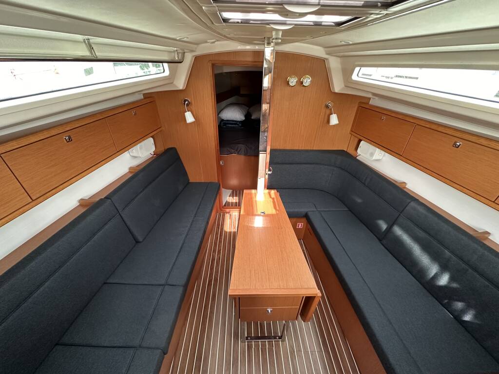 Sailing yacht Bavaria Cruiser 34 Eliza