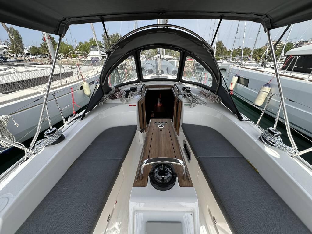 Sailing yacht Bavaria Cruiser 34 Eliza