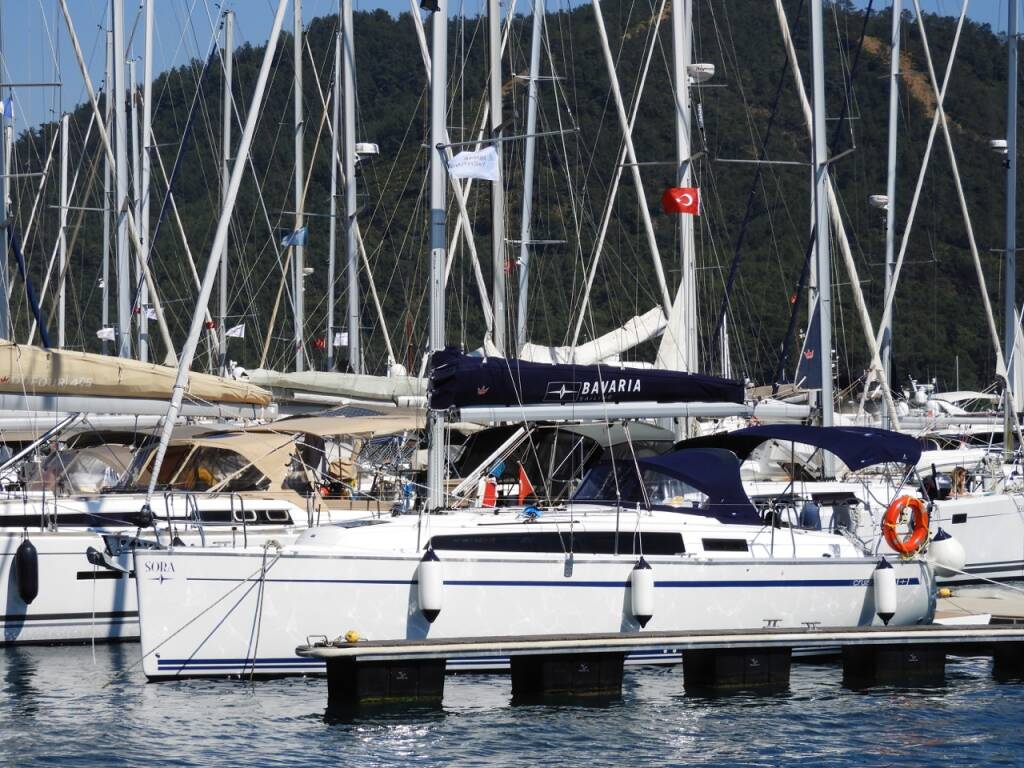 Sailing yacht Bavaria Cruiser 34 Sora